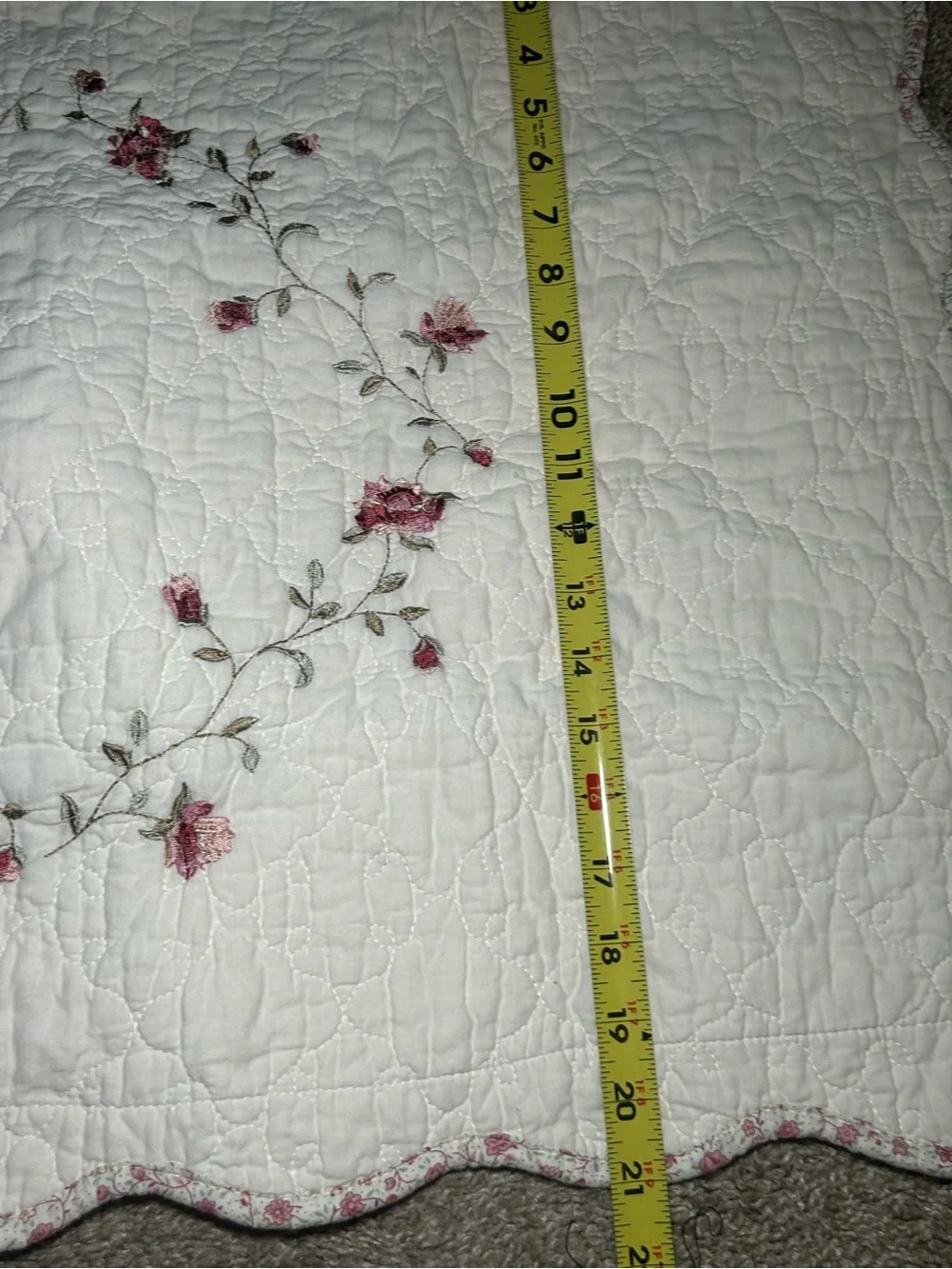 Better Homes & Garden Floral Vine Embroidered White Quilt Pillowcase Rose Accent